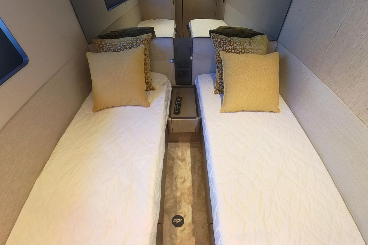 2023 Ferretti Yachts 59 