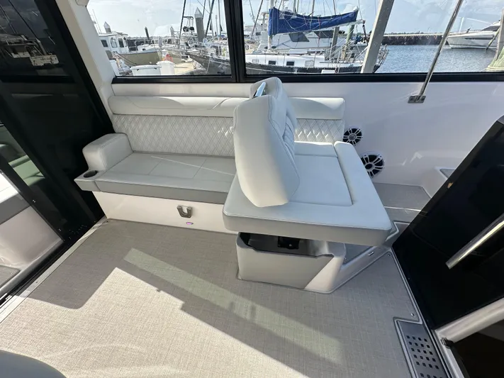  Yacht Photos Pics 2025 REGAL 36 XO - Image 18