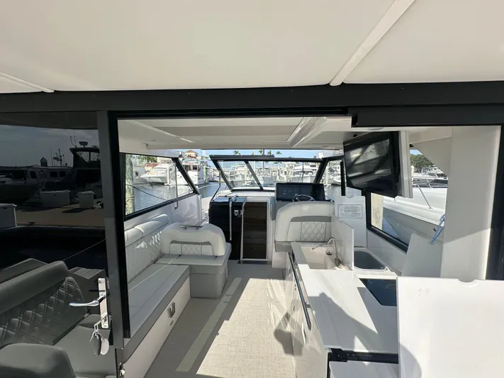  Yacht Photos Pics 2025 REGAL 36 XO - Image 8