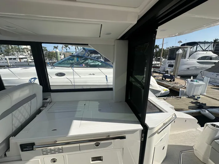  Yacht Photos Pics 2025 REGAL 36 XO - Image 26