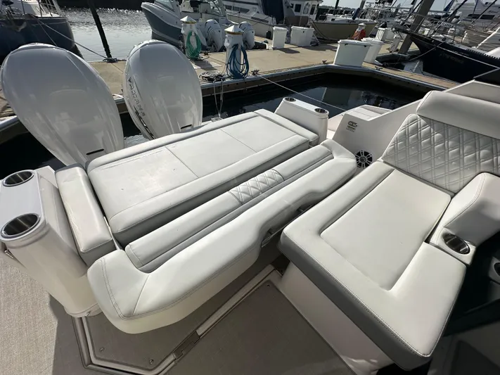  Yacht Photos Pics 2025 REGAL 36 XO - Image 29