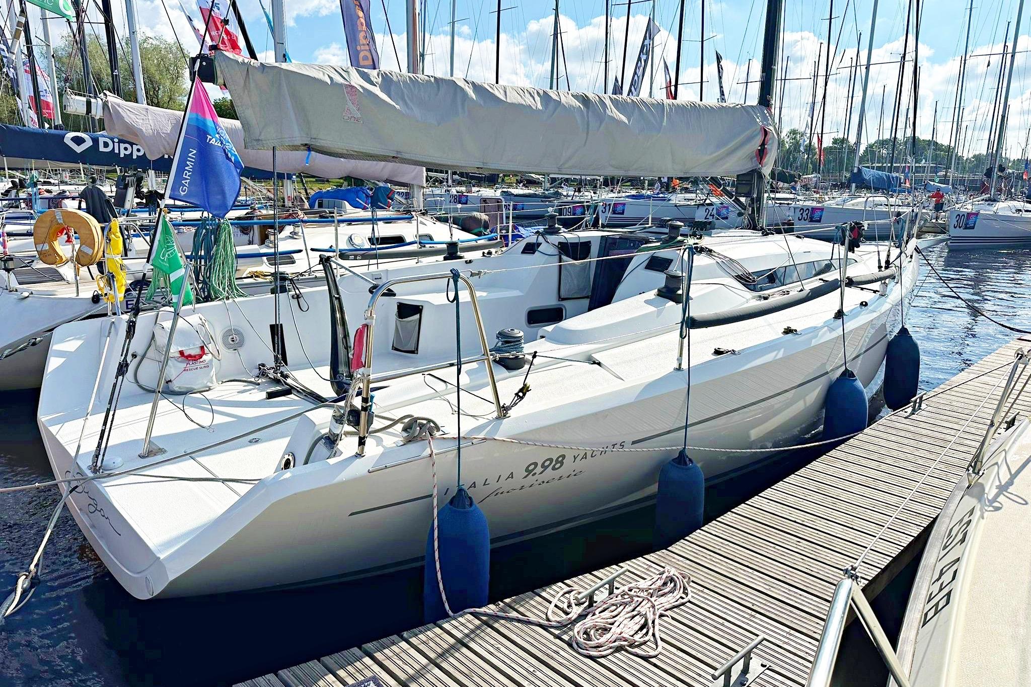 2016 Italia Yachts 9.98 Fuoriserie