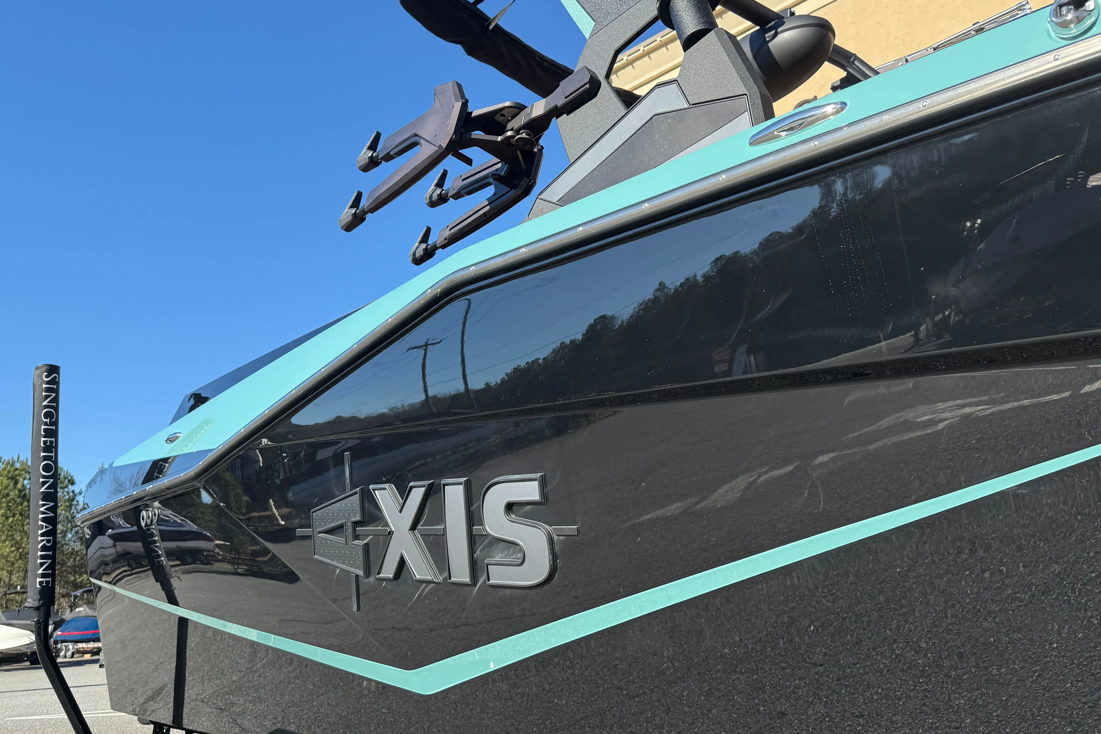 2026 AXIS T235 - Image 8