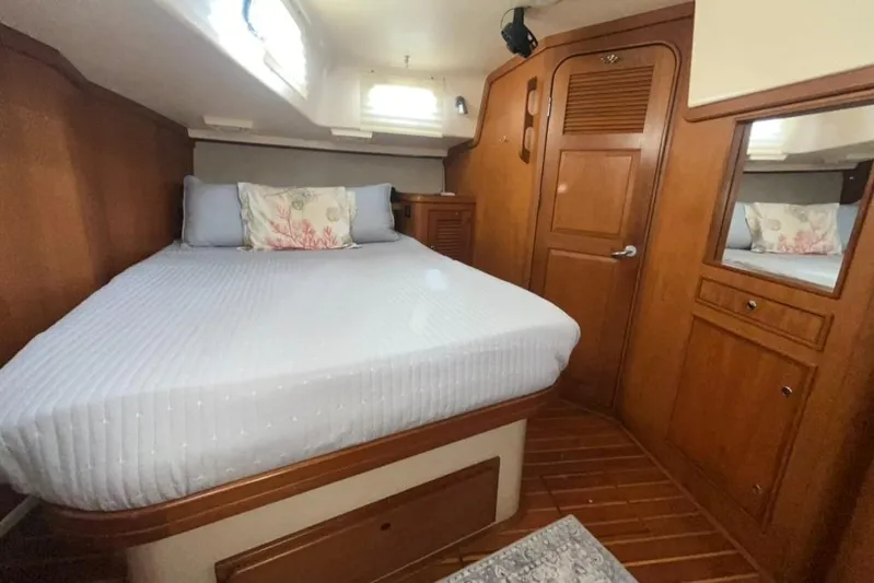 Sweet Dream Yacht Photos Pics 