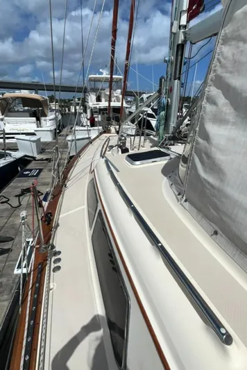 Sweet Dream Yacht Photos Pics 