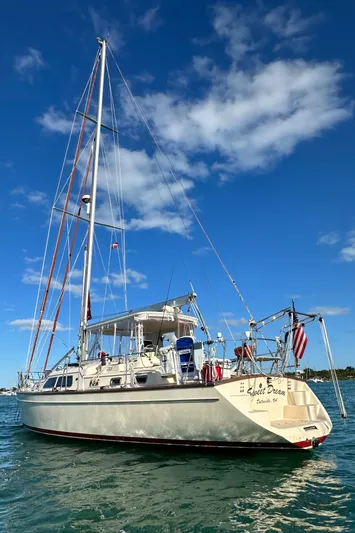 Sweet Dream Yacht Photos Pics 