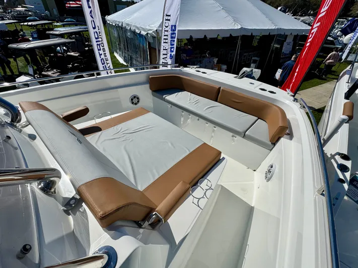  Yacht Photos Pics 2024 Beneteau Flyer 9 SPACEdeck boat with spacious seating and modern design.