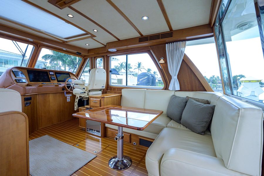 2015 Sabre 48 Salon Express