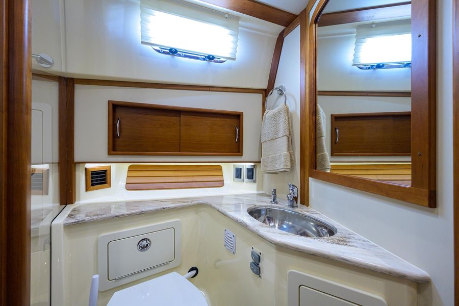 2015 Sabre 48 Salon Express