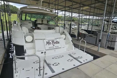 Cruisers Yachts 540