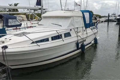 2000 Marex 280 Holiday