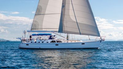 Yacht