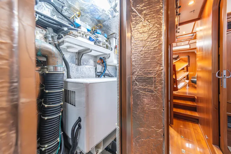 Voodoo Yacht Photos Pics 