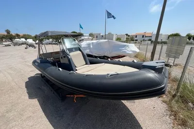 2022 Zodiac Medline 6.8