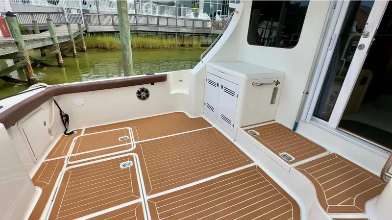 Team 45 Yacht Photos Pics 