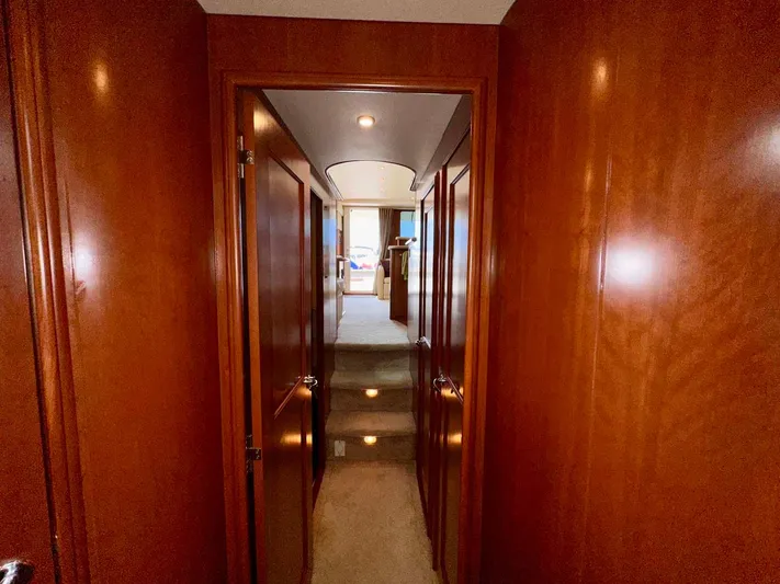 Team 45 Yacht Photos Pics 