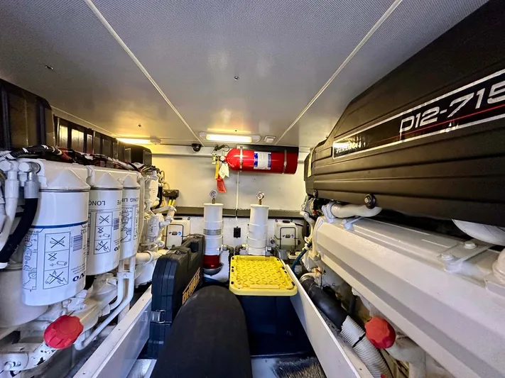 Team 45 Yacht Photos Pics 