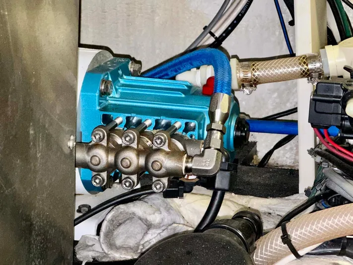 Team 45 Yacht Photos Pics 