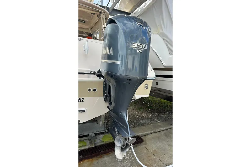  Yacht Photos Pics Yamaha 350 V8 outboard motor on 2013 Grady-White Freedom 335 boat.