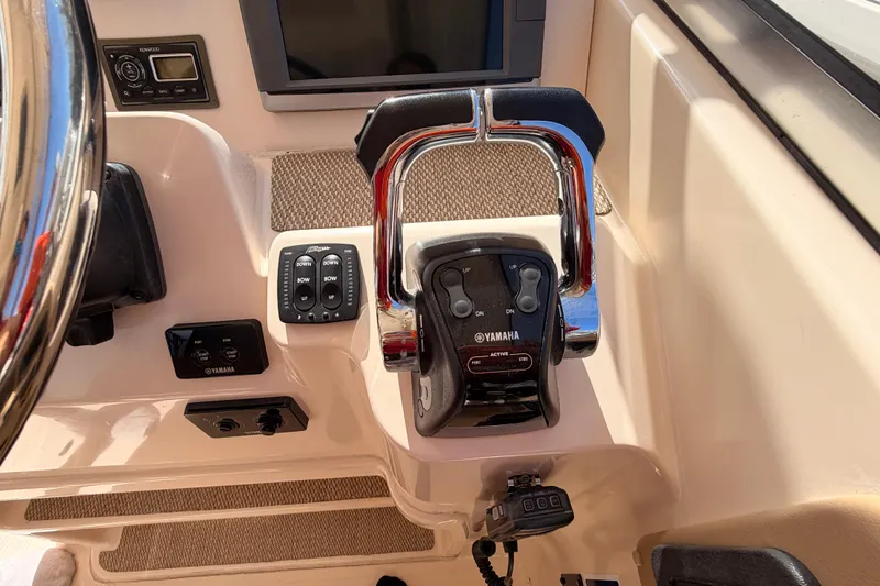  Yacht Photos Pics Control panel of 2013 Grady-White Freedom 335 boat with Yamaha throttle.