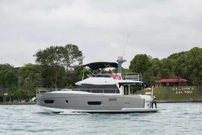 Azimut Magellano 43