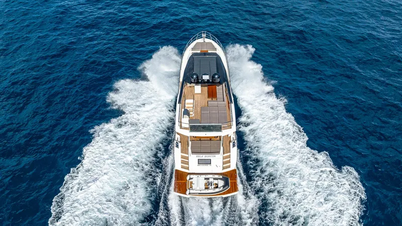 Isla Bonita Yacht Photos Pics 