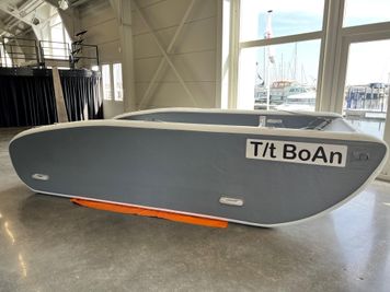 2021 Hovercraft D.o.o. Electricat 450