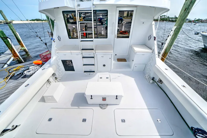  Yacht Photos Pics Cockpit, Five Star