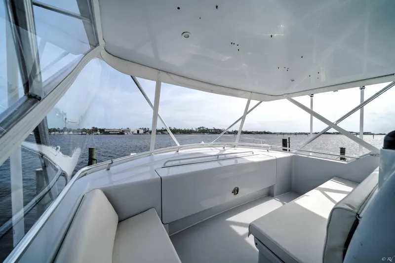  Yacht Photos Pics Flybridge seating