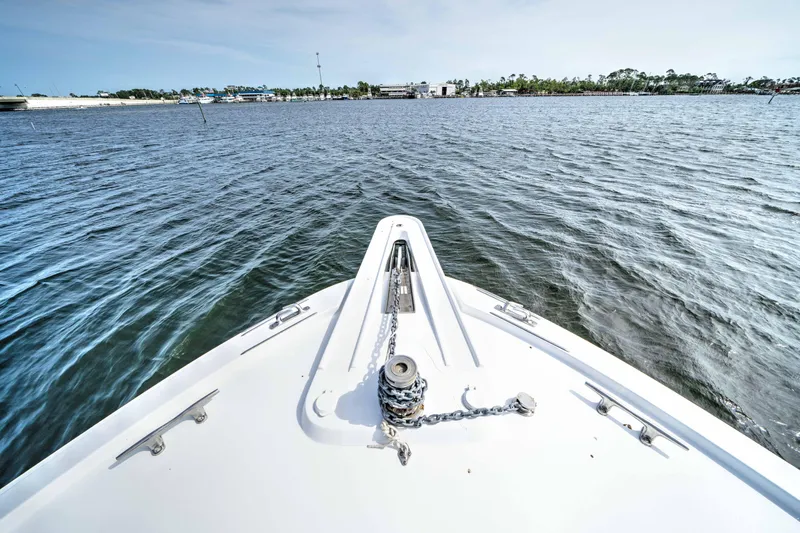  Yacht Photos Pics Windlass