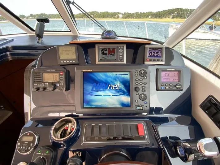 Intuition Yacht Photos Pics Tiara Yachts 36 cockpit with advanced navigation and control systems, 2013 model.