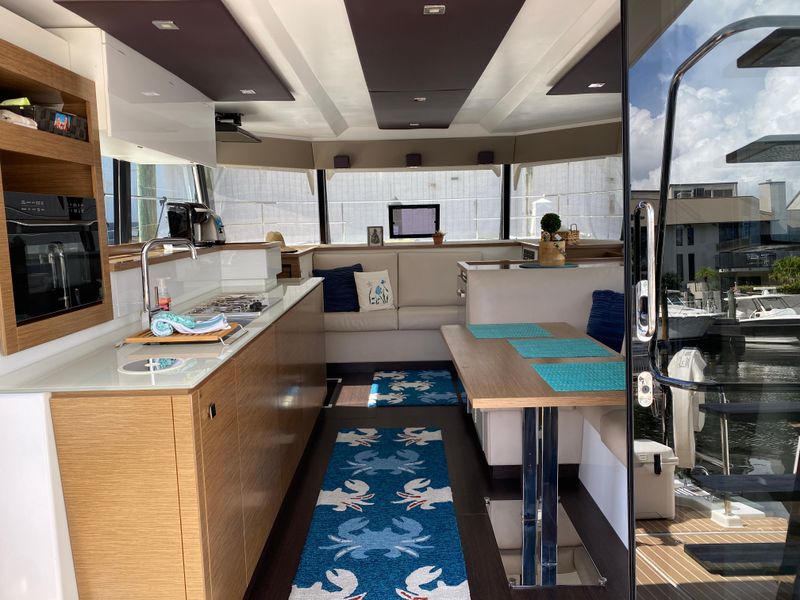 2017 Fountaine Pajot MY 37