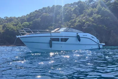 2023 Quicksilver Activ 805 Cruiser