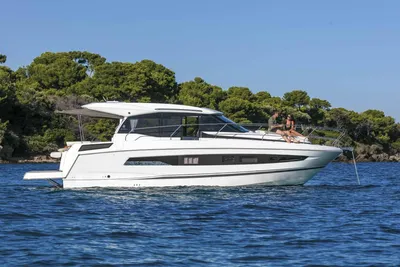 2025 Jeanneau NC 37