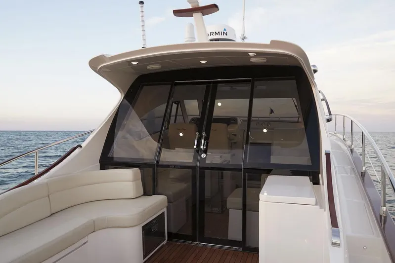  Yacht Photos Pics Manufacturer Provided Image