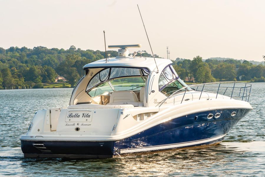 2004 Sea Ray 390 Sundancer