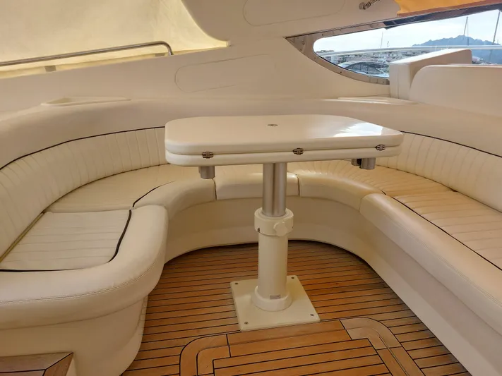 The Blv Yacht Photos Pics Sarnico 58 cockpit dinette