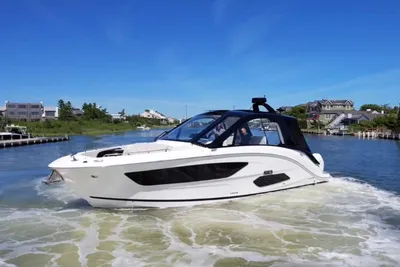 Sea Ray Sundancer 370 Outboard