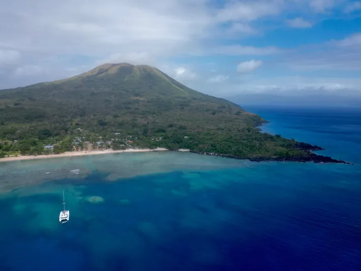 0utnumbered Yacht Photos Pics 