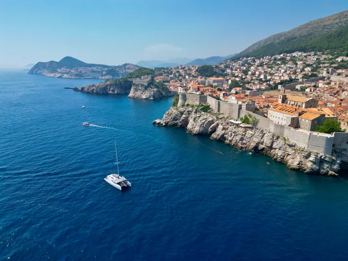 0utnumbered Yacht Photos Pics 