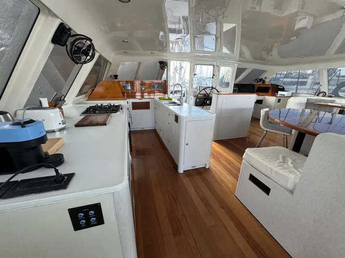 0utnumbered Yacht Photos Pics 