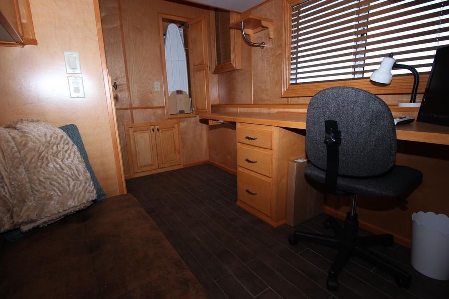 2014 Thoroughbred 18x88 Houseboat