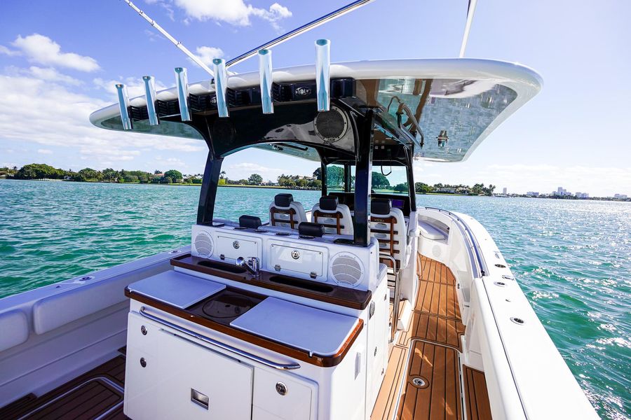 2020 HCB 42 Siesta