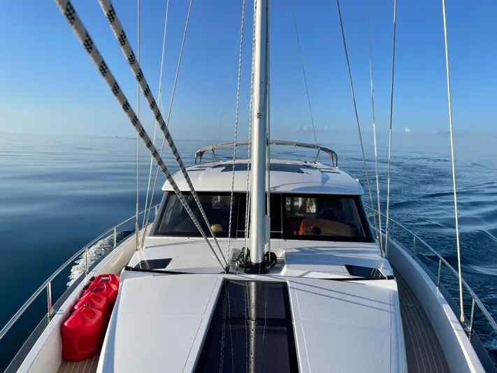 Southwind Yacht Photos Pics Moody 45 DS 2021 sailing yacht on calm waters with clear blue sky.