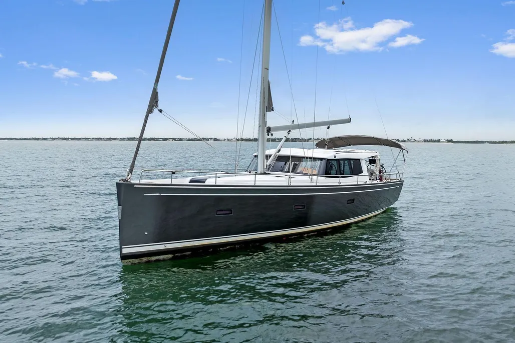 2021 Moody 45 DS Motorsailer for sale - YachtWorld