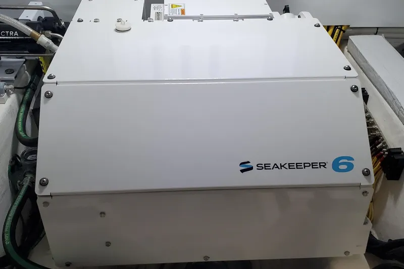 Ripple Yacht Photos Pics Seakeeper 6 stabilizer in 2021 Sabre 45 Salon Express yacht engine room.