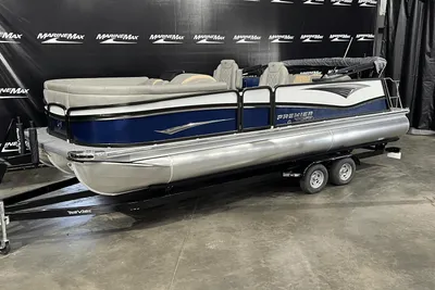 Premier 230 Intrigue