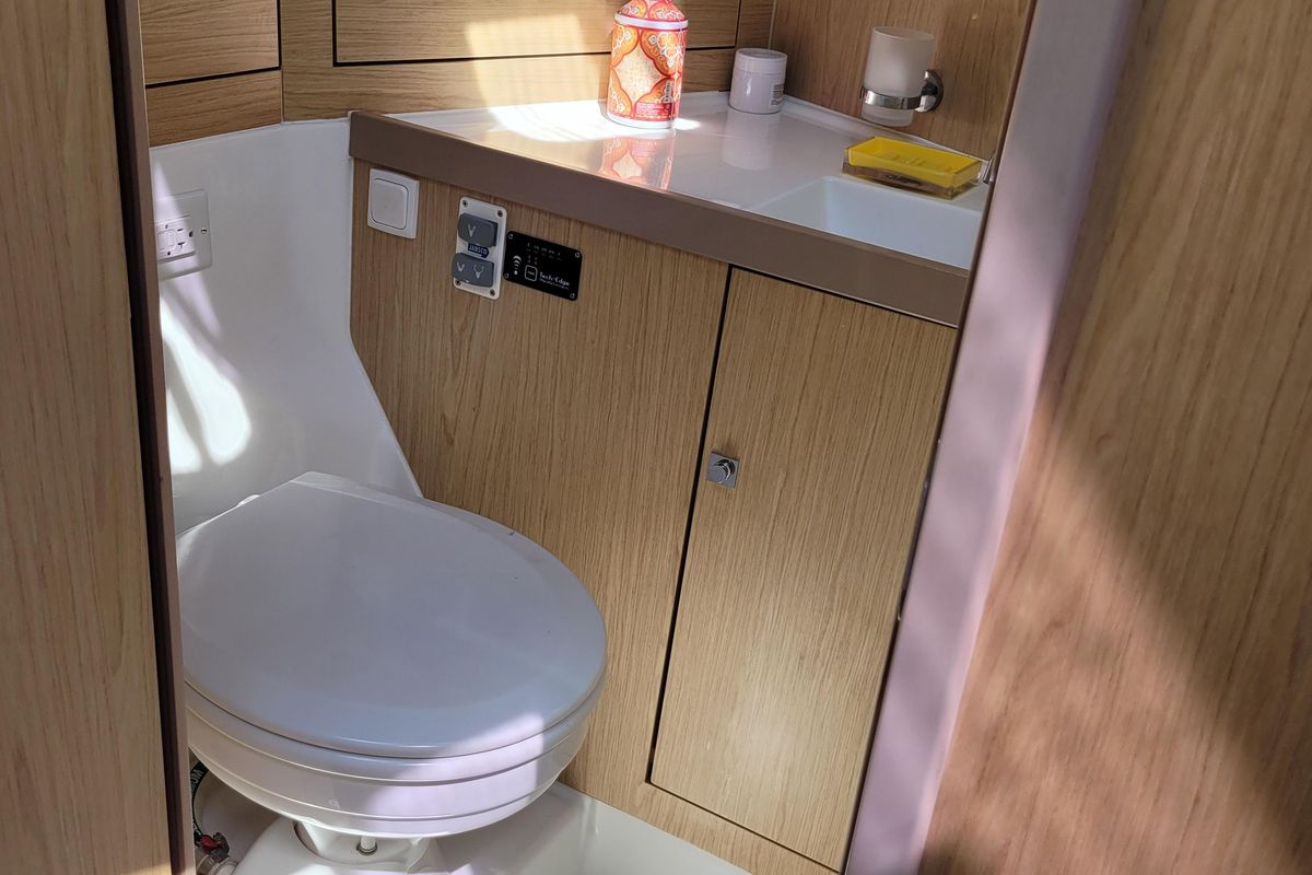 2017 Beneteau 45 