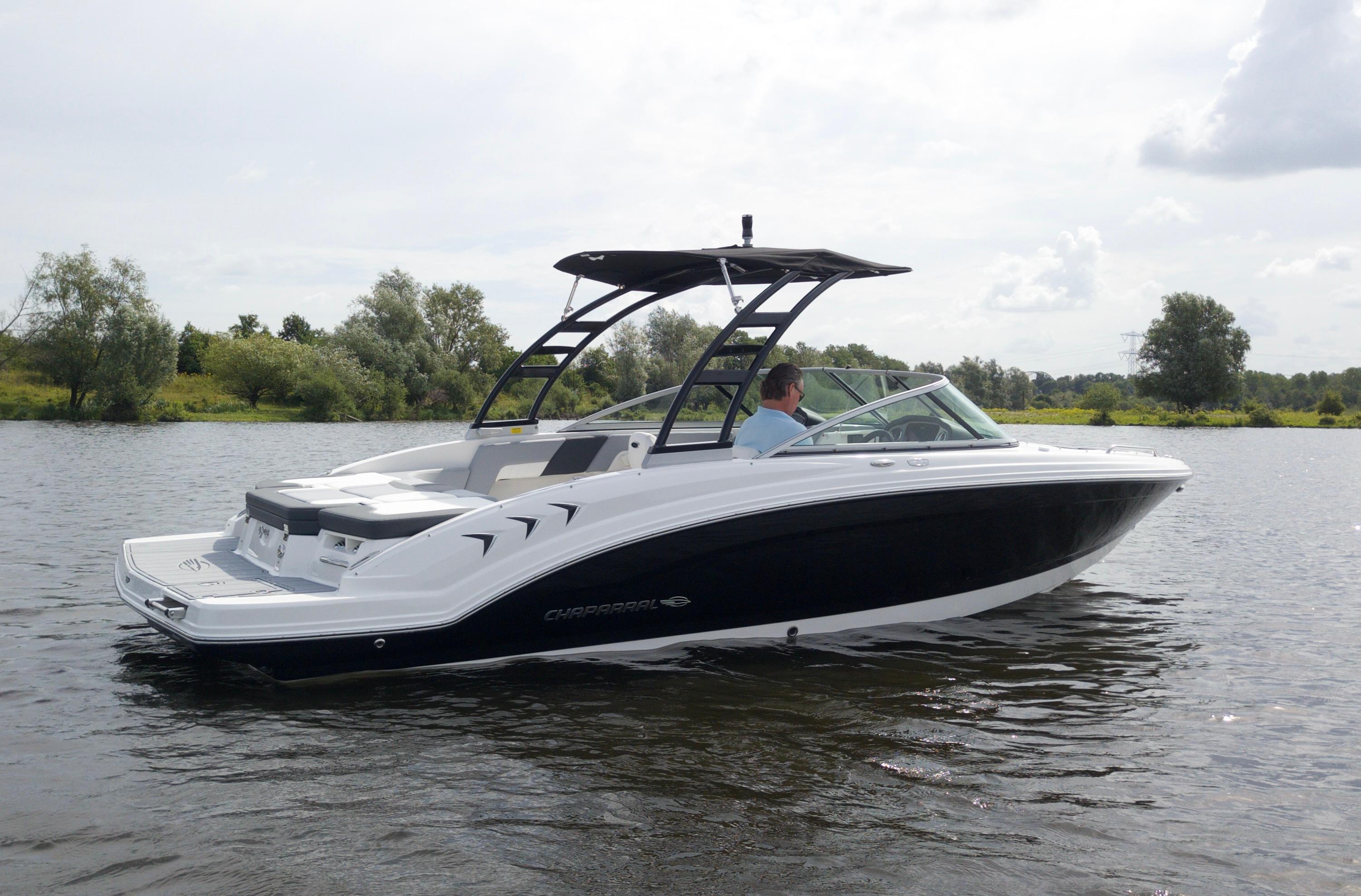 2023 Chaparral 23 SSi