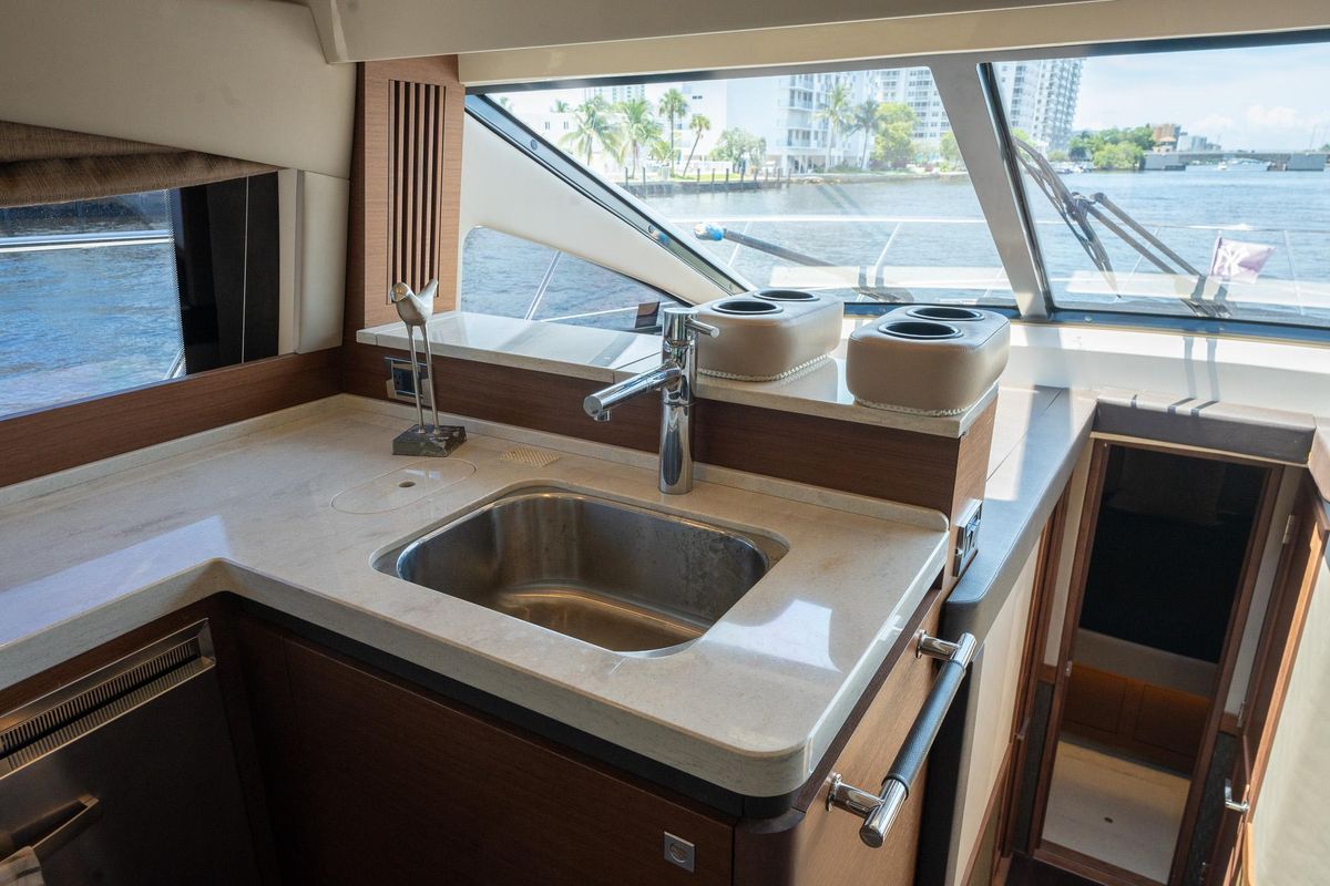 2016 Sea Ray 51 